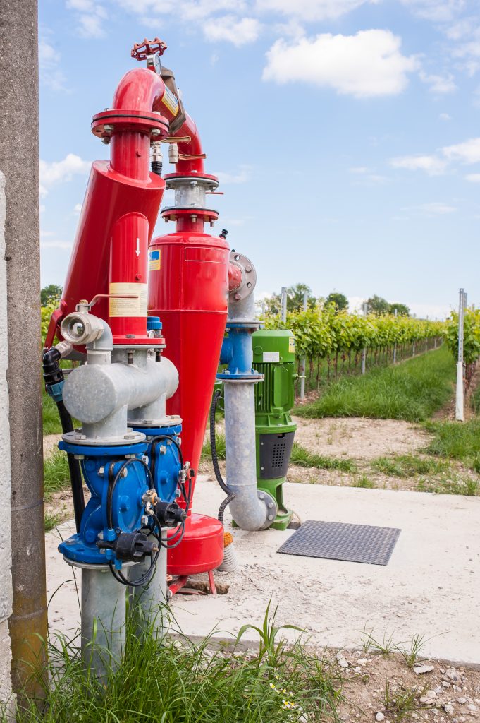 System pumping irrigation water for agriculture